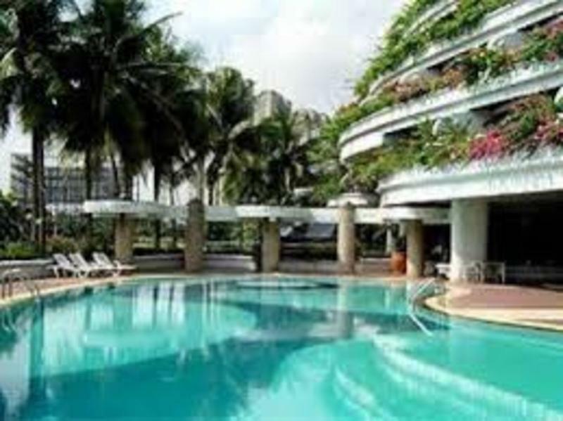 Eastin Lakeside Hotel Bangkok Exterior photo